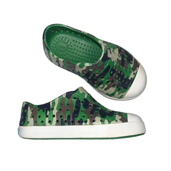 Native Jefferson Camo and White Shoes - Picture 8 of 11